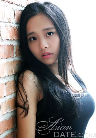 Gorgeous profiles pictures: Qian from Shenzhen, Thai member for romantic companionship