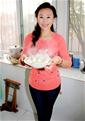 Hundreds of beauties: Li, Asian woman abroad