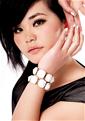 Browse our photo gallery! Take a look at Feng, dating Asian woman