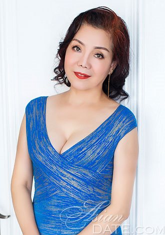 Hundreds of gorgeous pictures: Shuangfeng(Julie) from Nanchang, Asian member looking for man