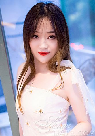 Gorgeous profiles pictures: pretty China member Jiajia from Shanghai