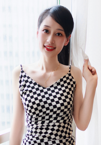 Gorgeous member profiles: China member Wenjia from Beijing